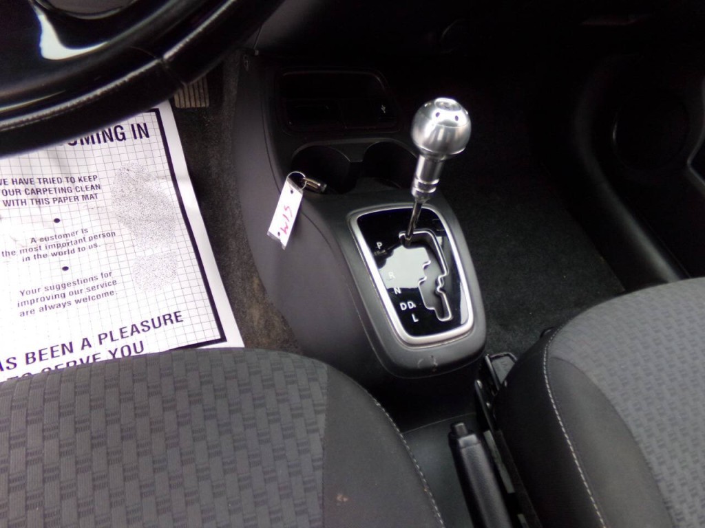 2019 Mitsubishi Mirage Image 12