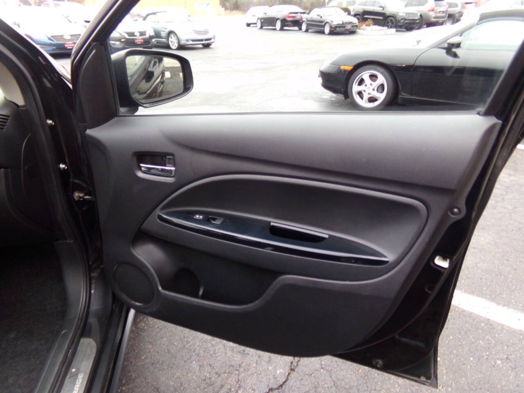 2019 Mitsubishi Mirage Image 25