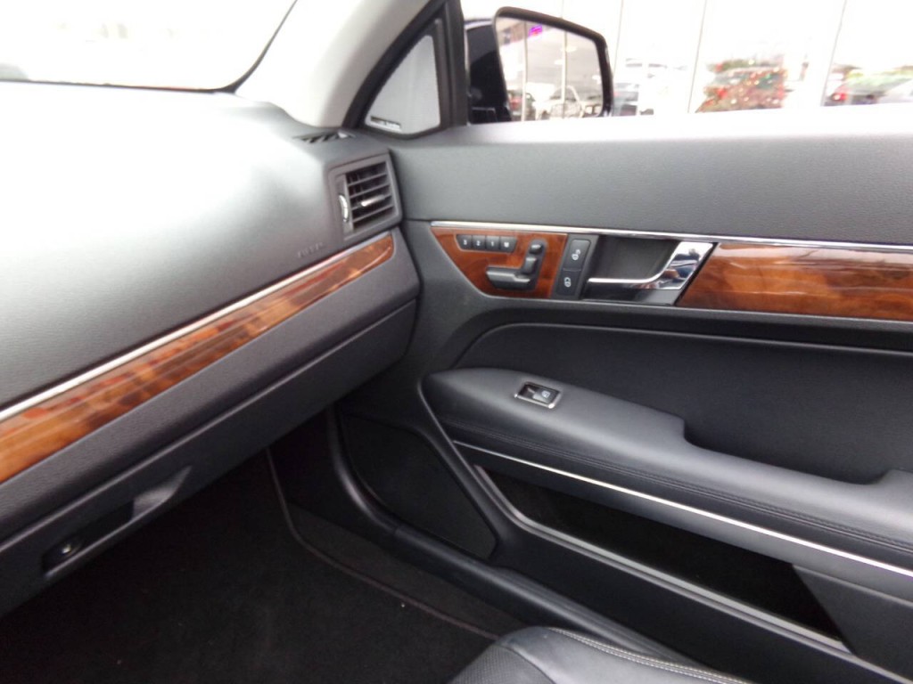 2012 Mercedes-Benz E-Class Image 63