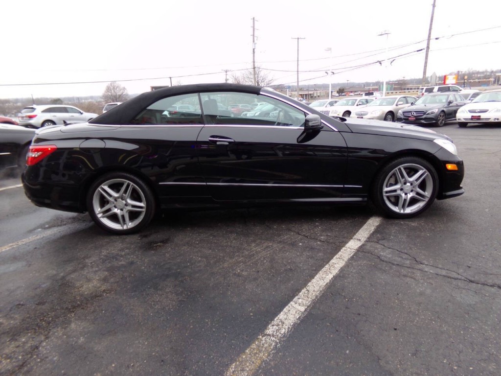 2012 Mercedes-Benz E-Class Image 6