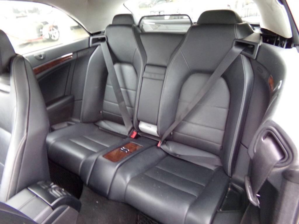 2012 Mercedes-Benz E-Class Image 11