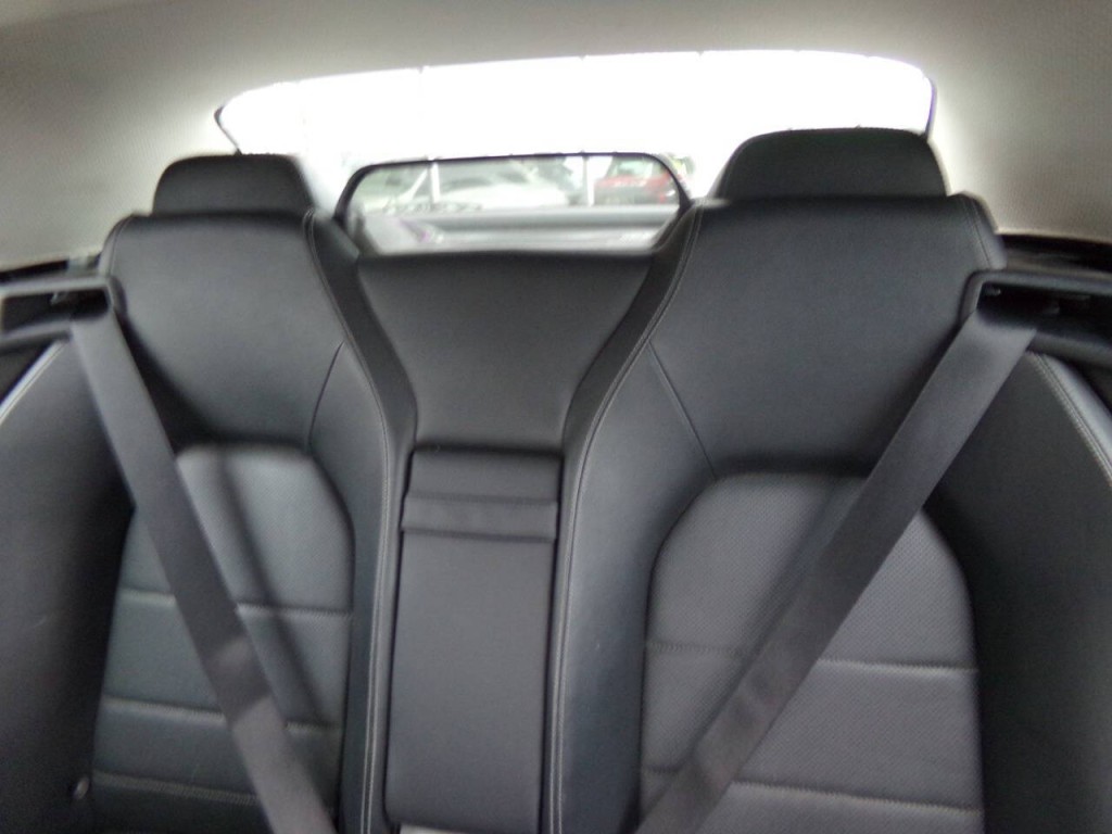 2012 Mercedes-Benz E-Class Image 13