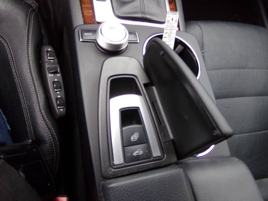 2012 Mercedes-Benz E-Class Image 39