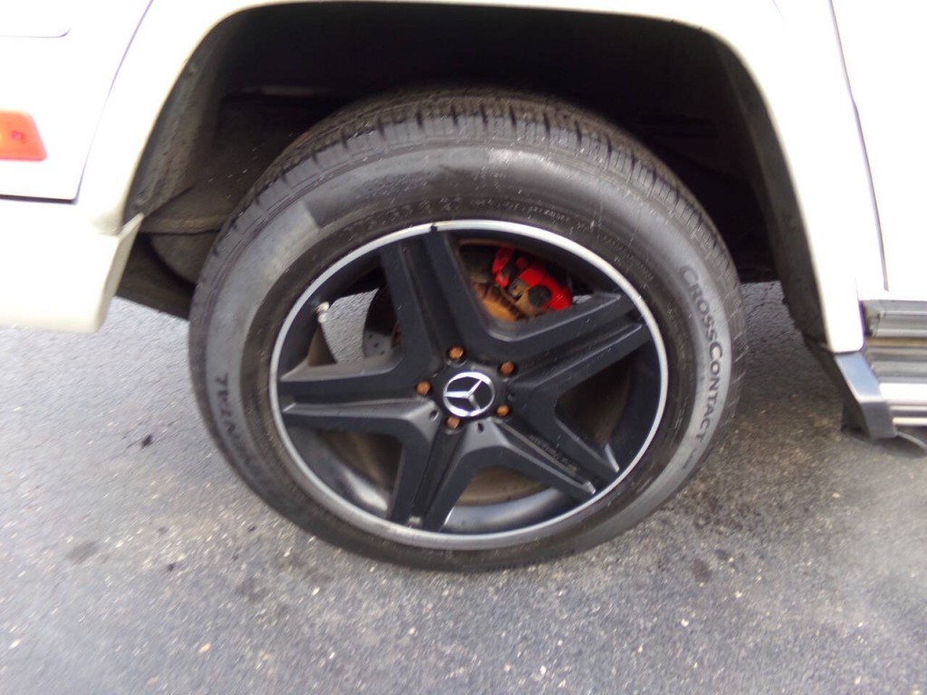 2013 Mercedes-Benz G-Class Image 16