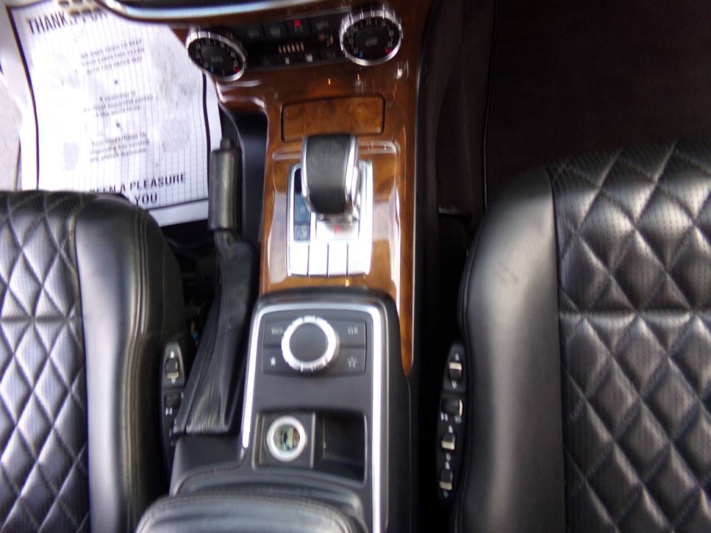 2013 Mercedes-Benz G-Class Image 21