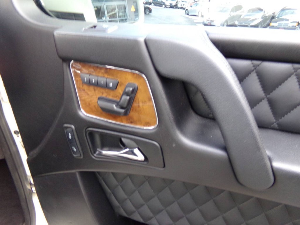 2013 Mercedes-Benz G-Class Image 23