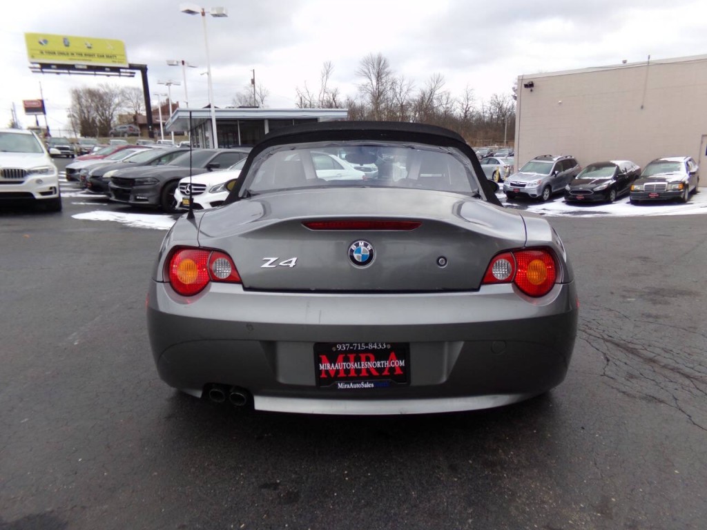 2003 BMW Z4 Image 3