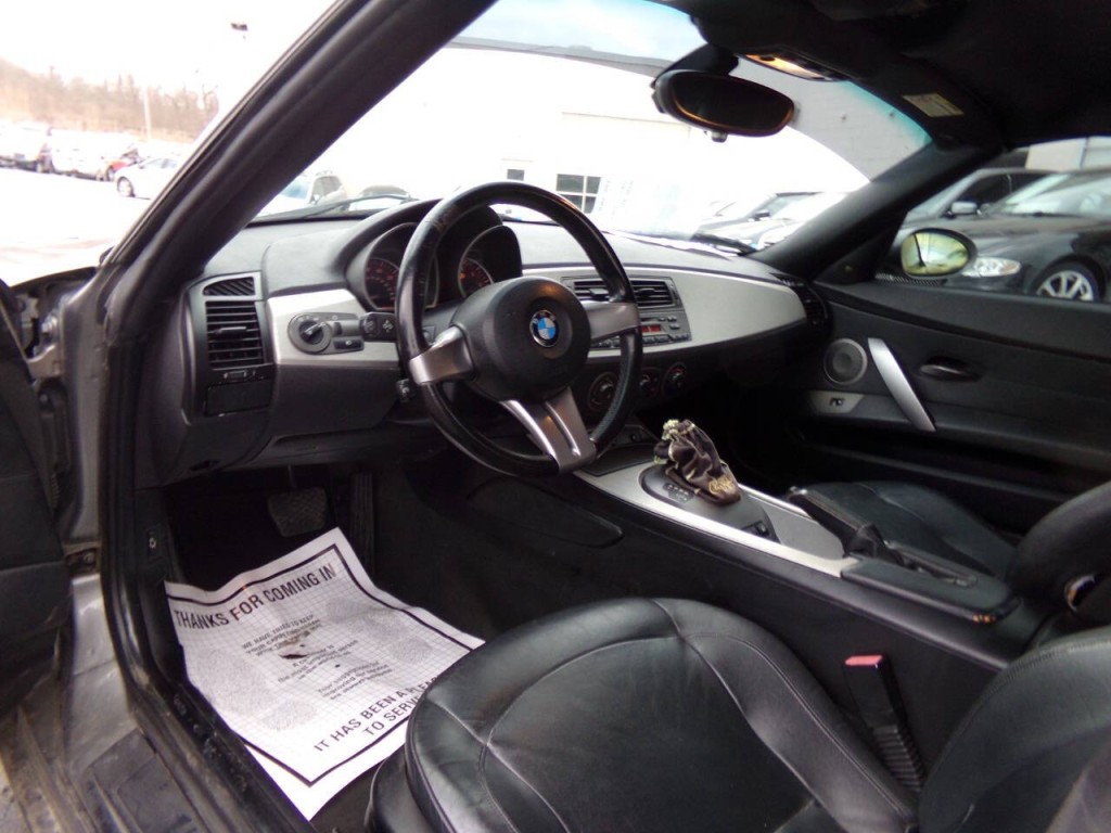 2003 BMW Z4 Image 7