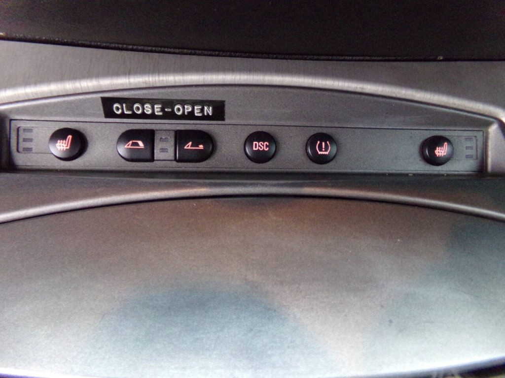 2003 BMW Z4 Image 13