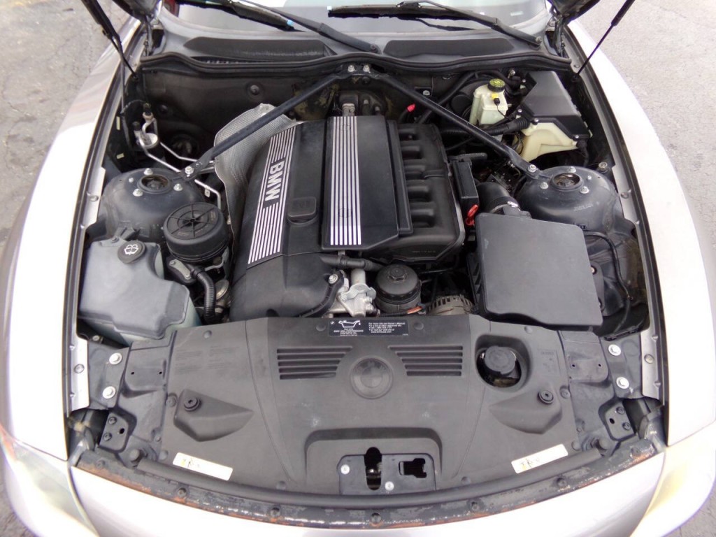 2003 BMW Z4 Image 29