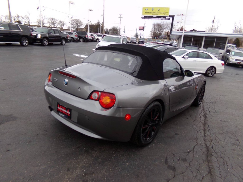 2003 BMW Z4 Image 38