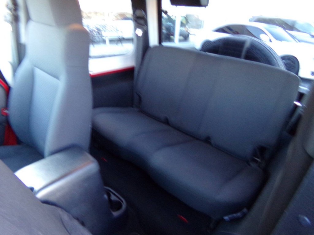 2006 Jeep Wrangler Image 13