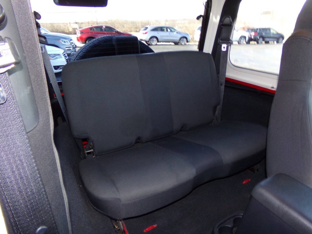 2006 Jeep Wrangler Image 22