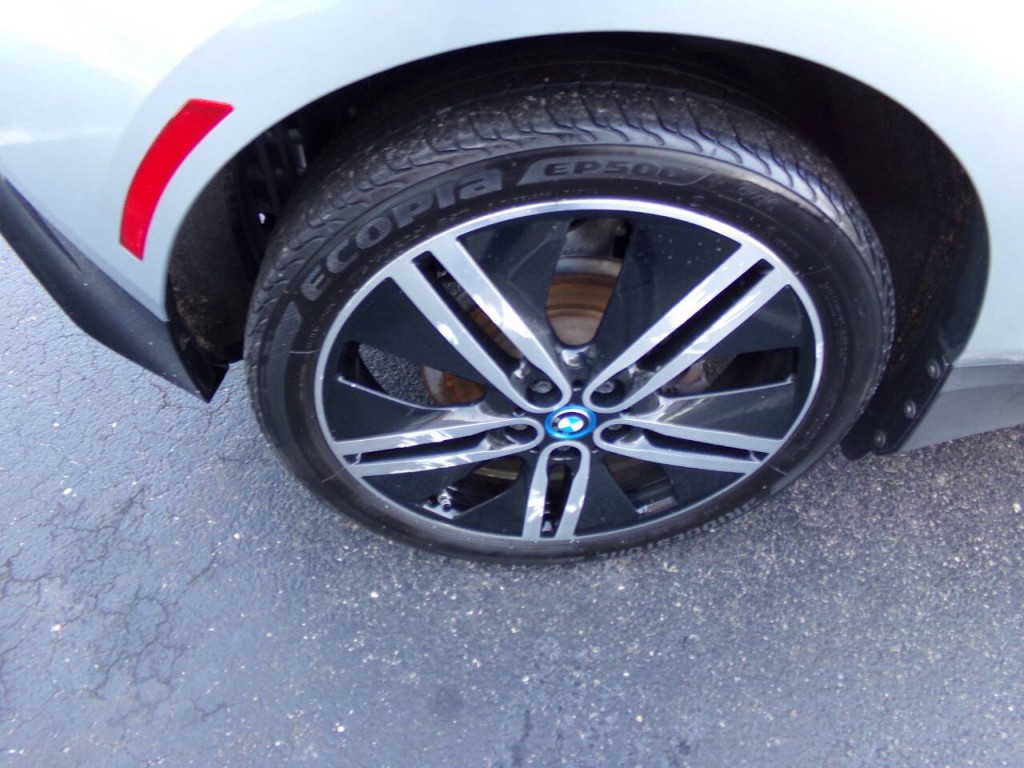 2014 BMW i3 Image 35