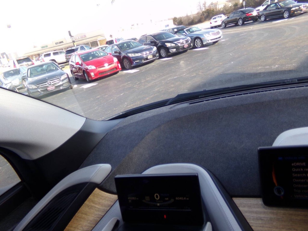 2014 BMW i3 Image 48