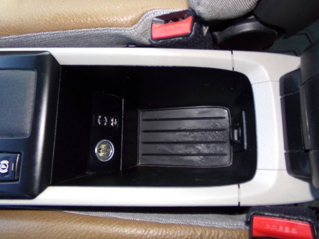 2014 BMW i3 Image 52