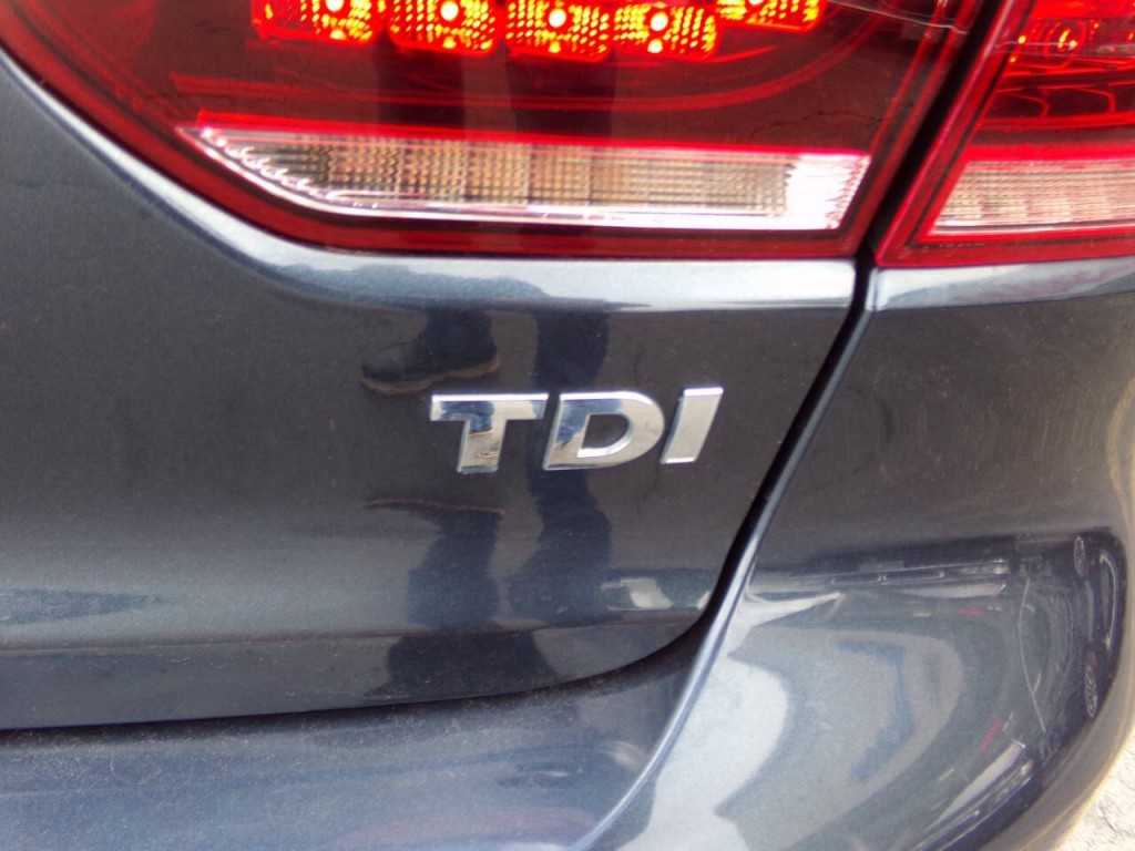 2013 Volkswagen Golf Image 7