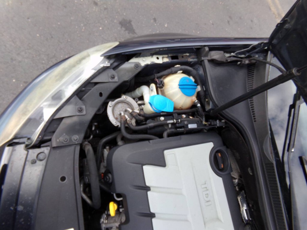 2013 Volkswagen Golf Image 46