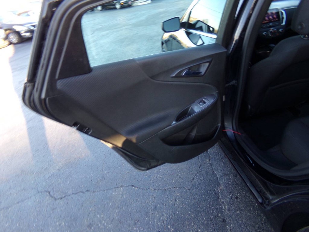 2021 Chevrolet Malibu Image 20