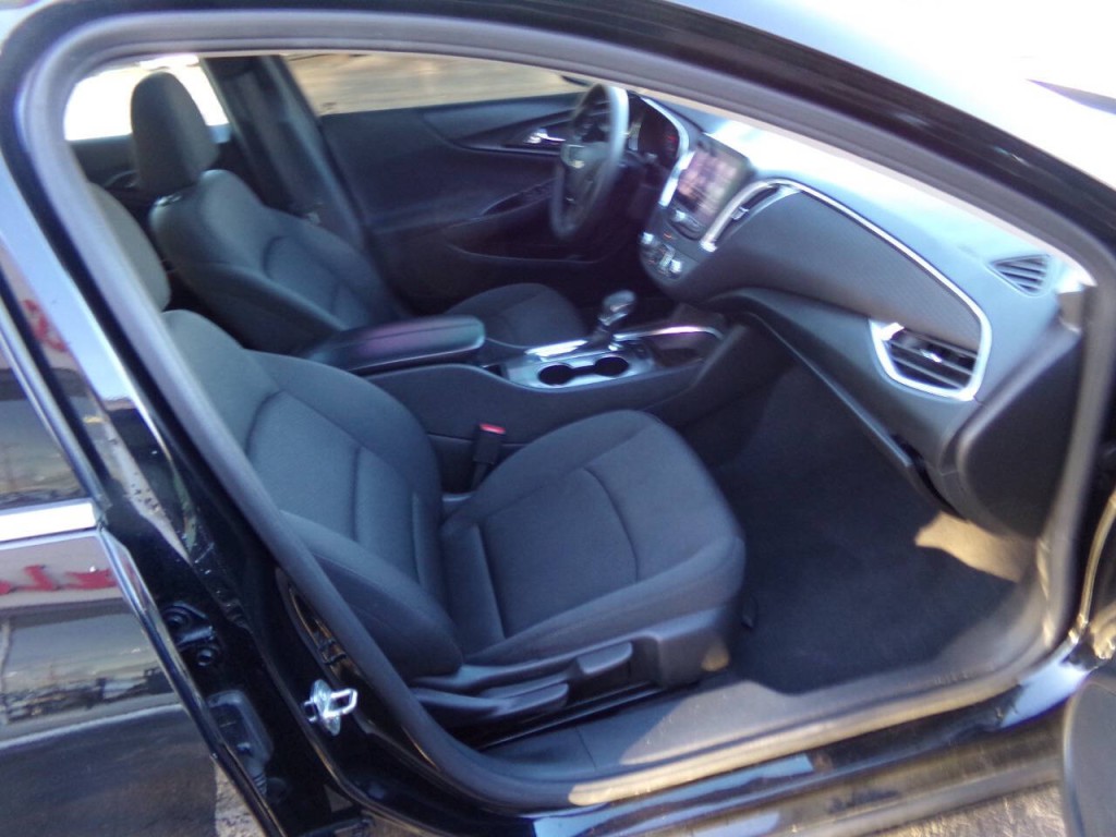 2021 Chevrolet Malibu Image 25