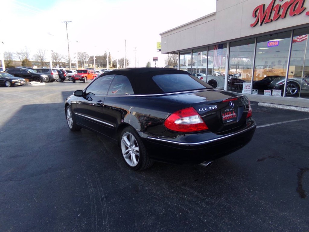 2007 Mercedes-Benz CLK-Class Image 9