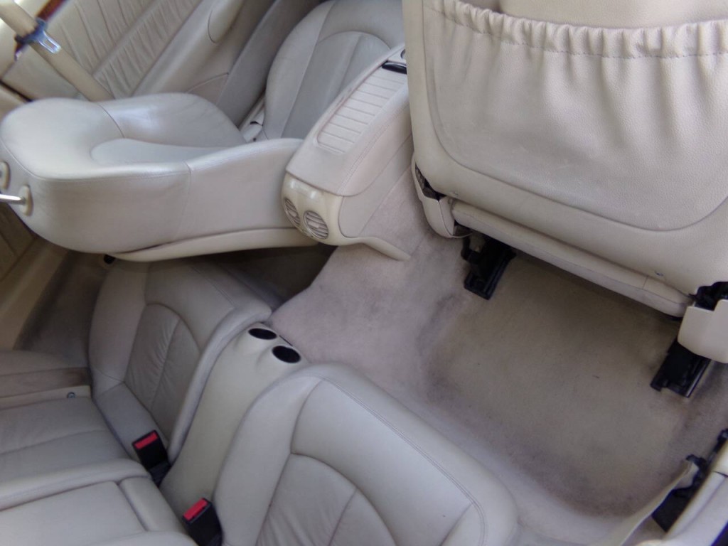 2007 Mercedes-Benz CLK-Class Image 28