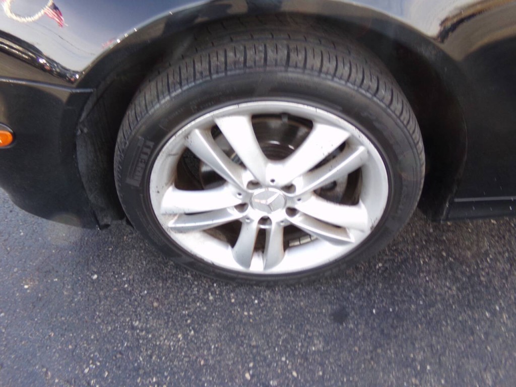 2007 Mercedes-Benz CLK-Class Image 37