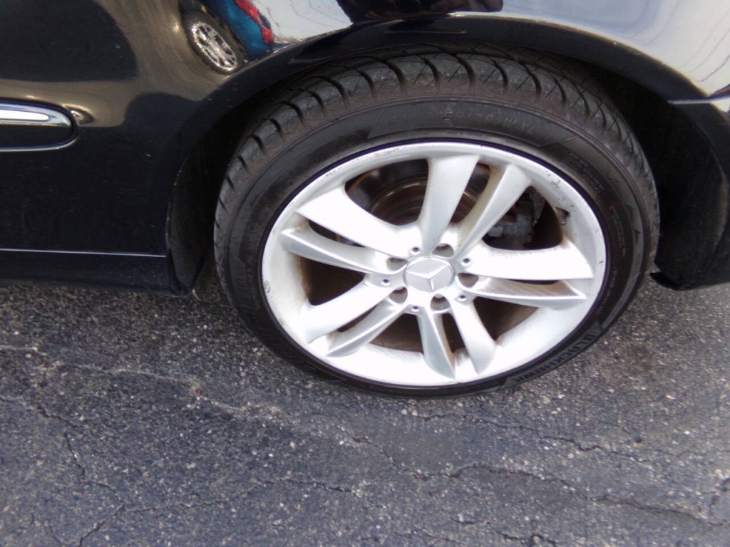 2007 Mercedes-Benz CLK-Class Image 39