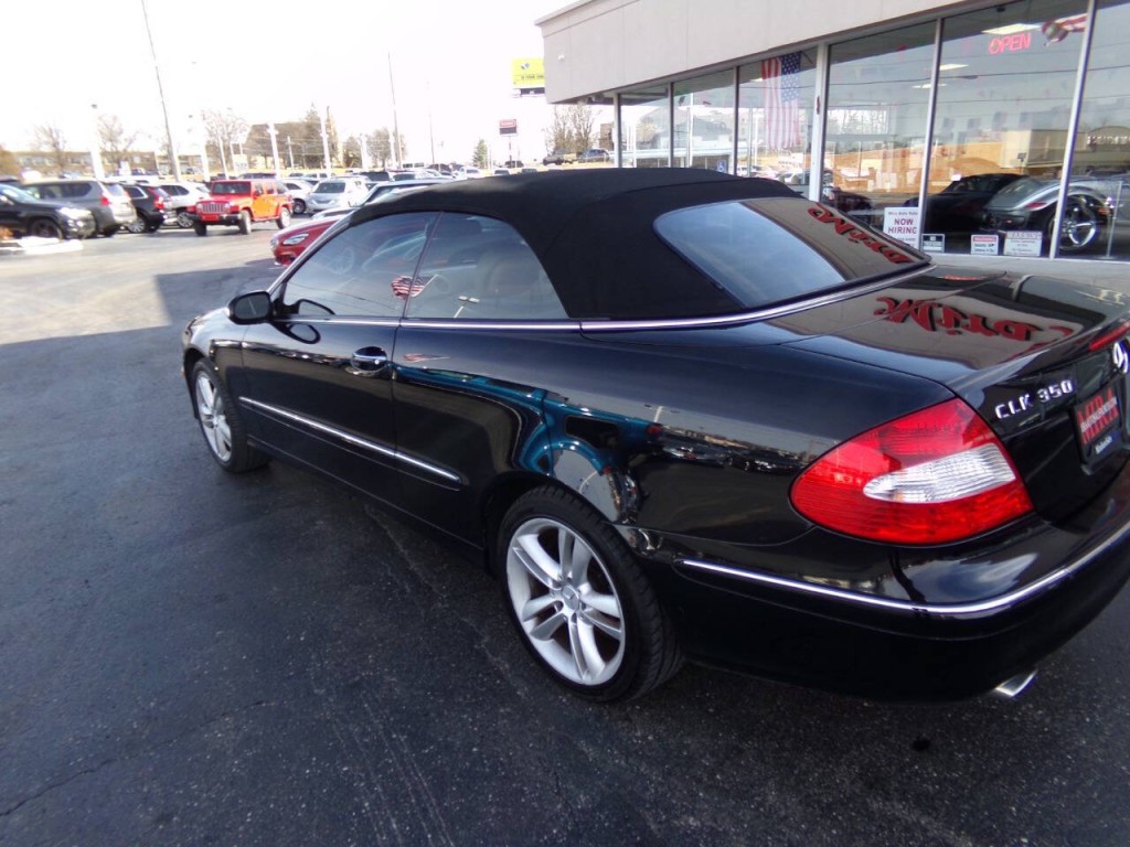 2007 Mercedes-Benz CLK-Class Image 40