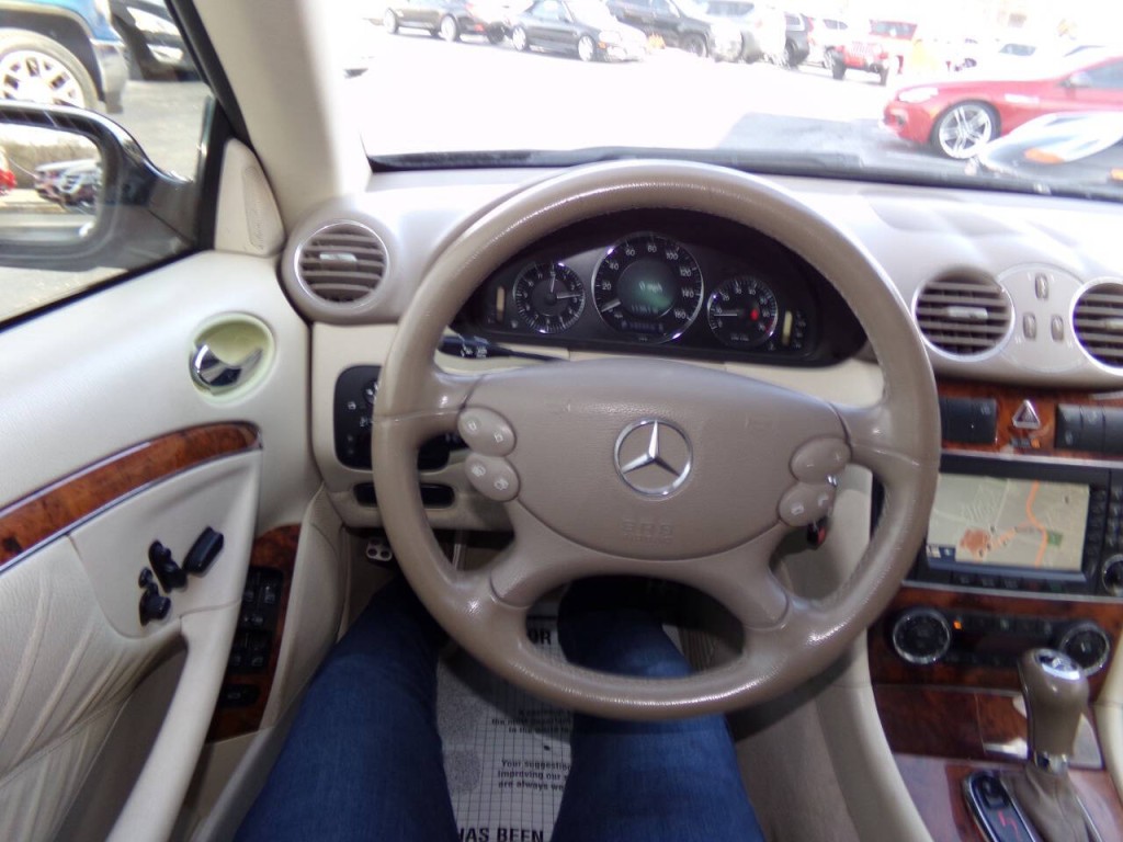 2007 Mercedes-Benz CLK-Class Image 52