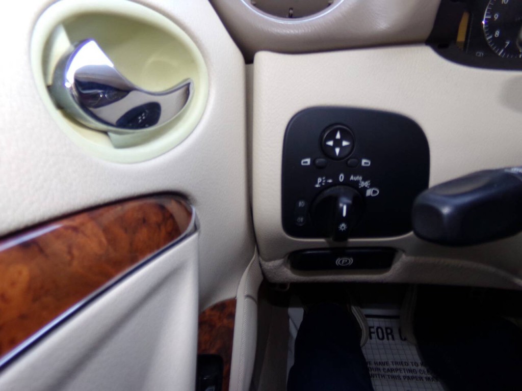 2007 Mercedes-Benz CLK-Class Image 58