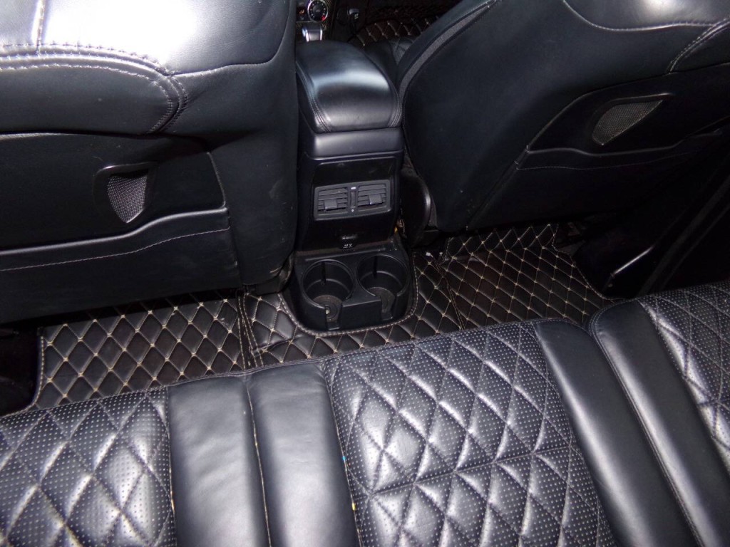 2013 Mercedes-Benz G-Class Image 18