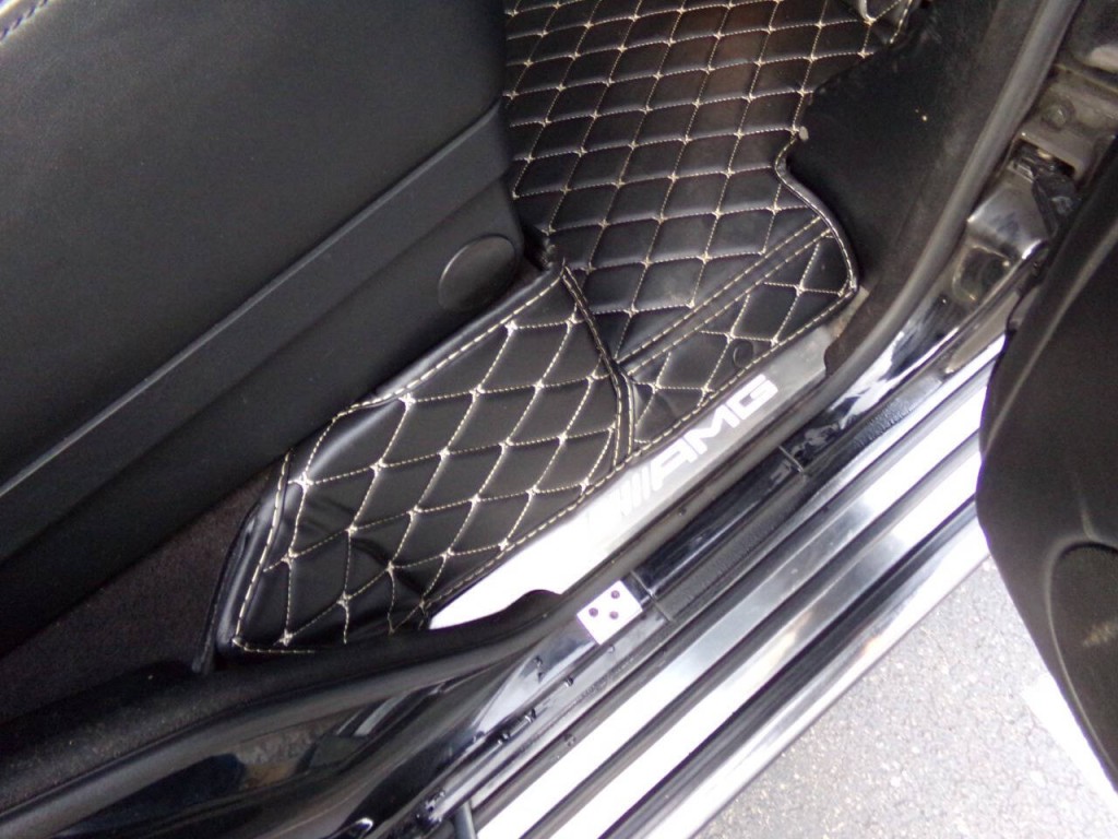 2013 Mercedes-Benz G-Class Image 40