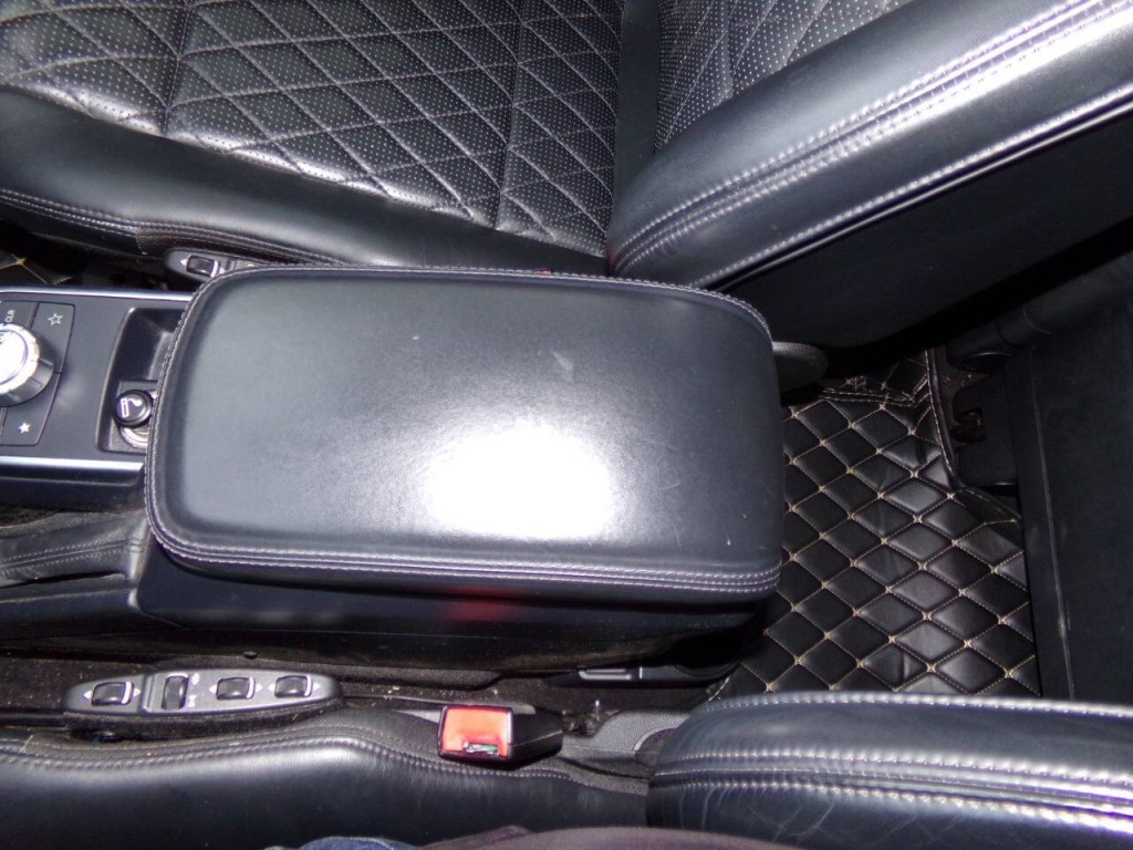 2013 Mercedes-Benz G-Class Image 100