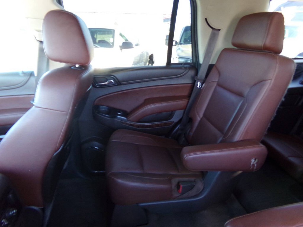 2015 Chevrolet Tahoe Image 12