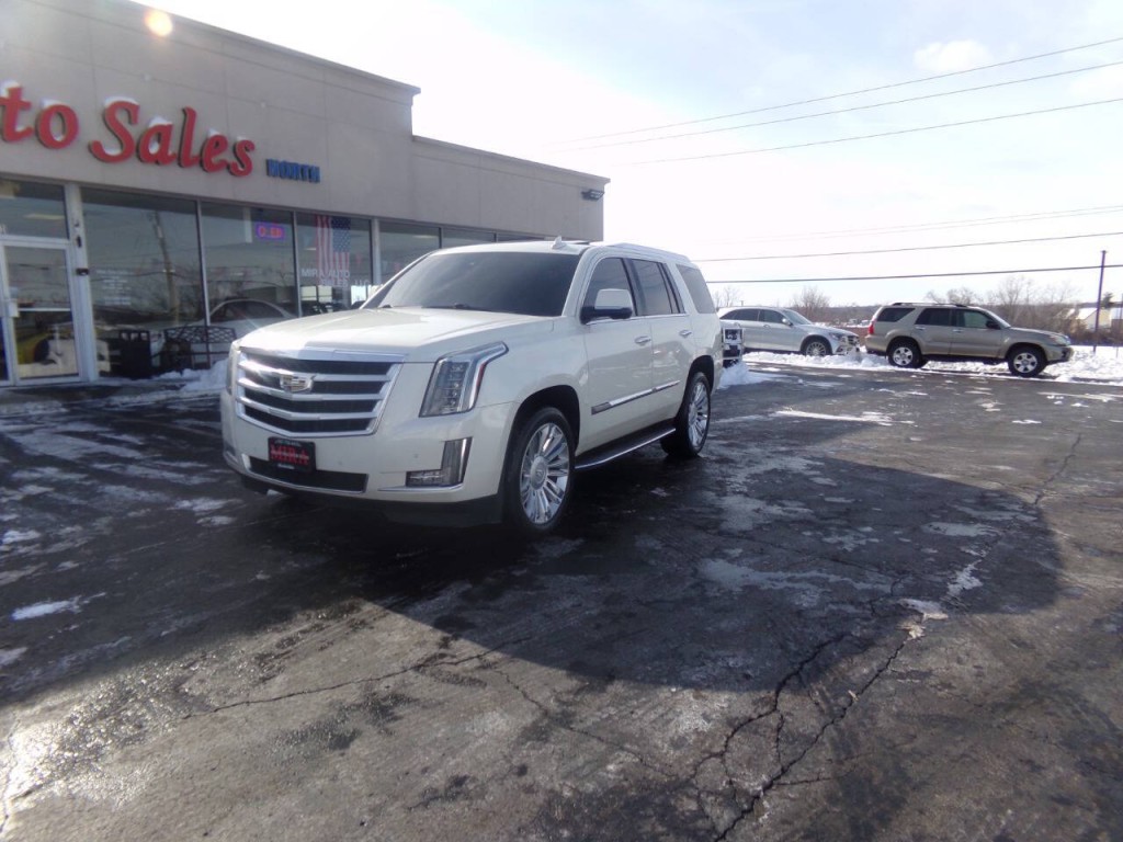 2015 Cadillac Escalade Image 3