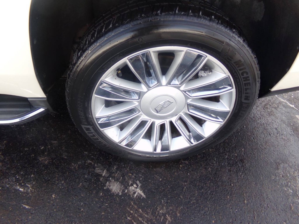 2015 Cadillac Escalade Image 44