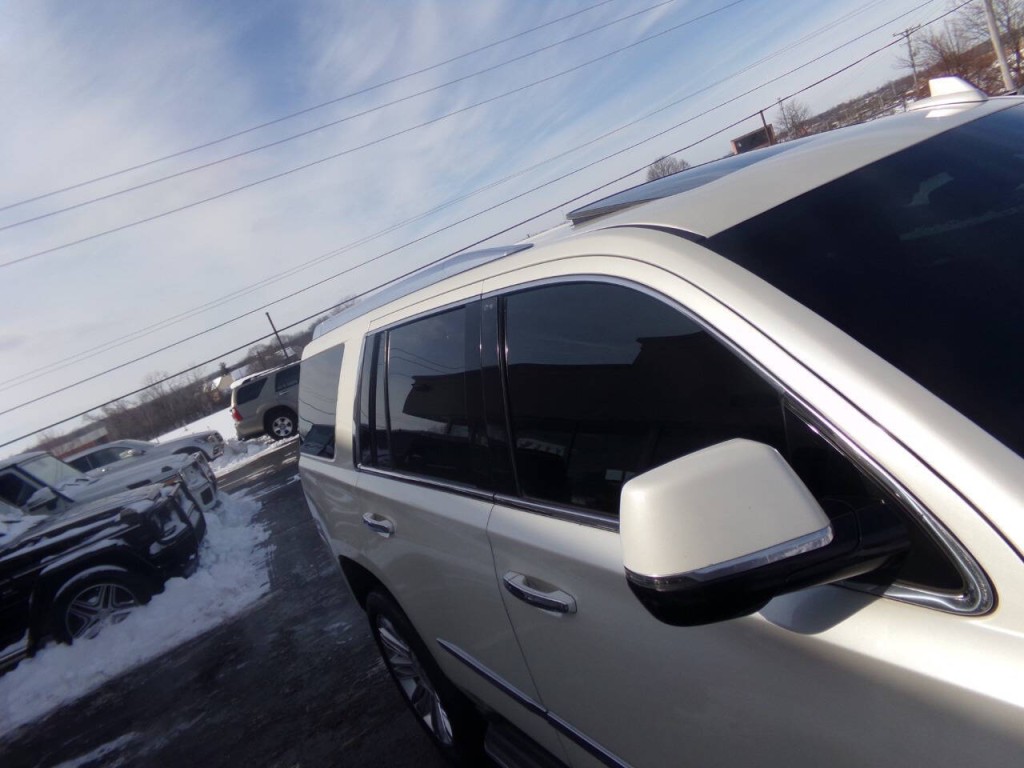 2015 Cadillac Escalade Image 51