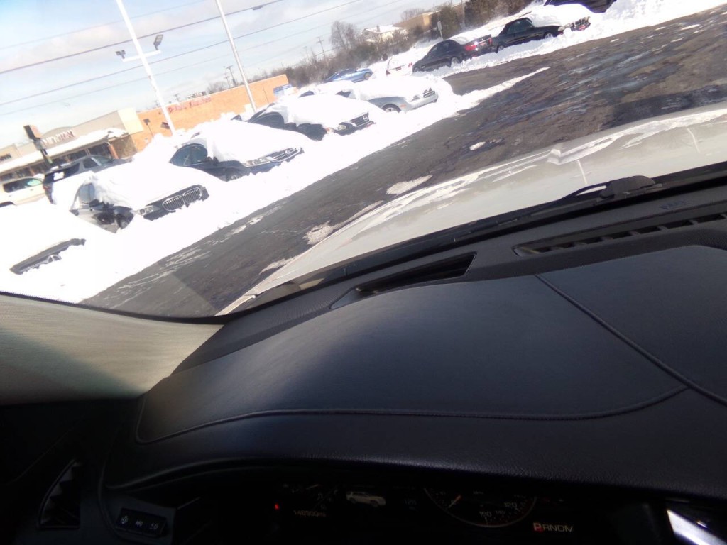 2015 Cadillac Escalade Image 58