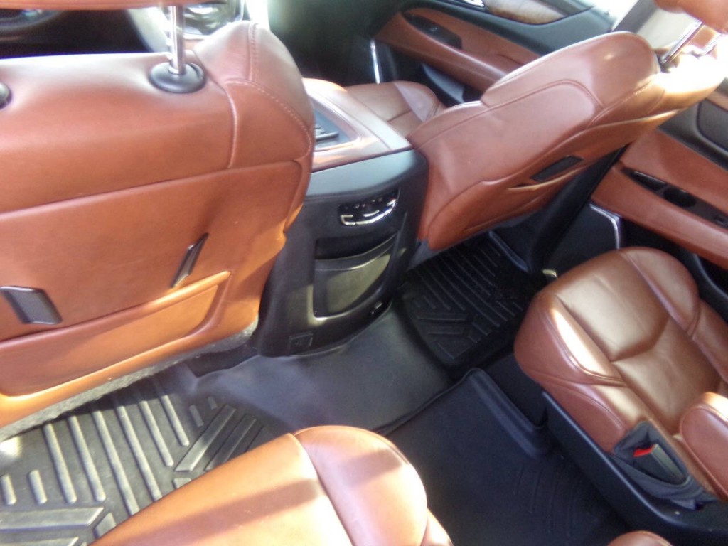2015 Cadillac Escalade Image 65