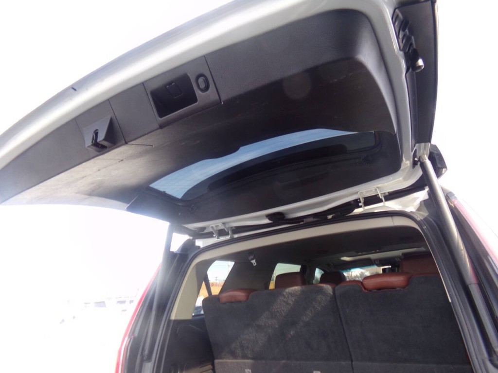 2015 Cadillac Escalade Image 73