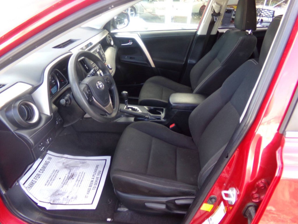 2015 Toyota Rav4 Image 10