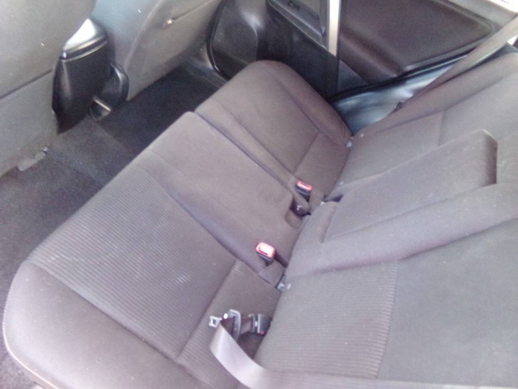 2015 Toyota Rav4 Image 14