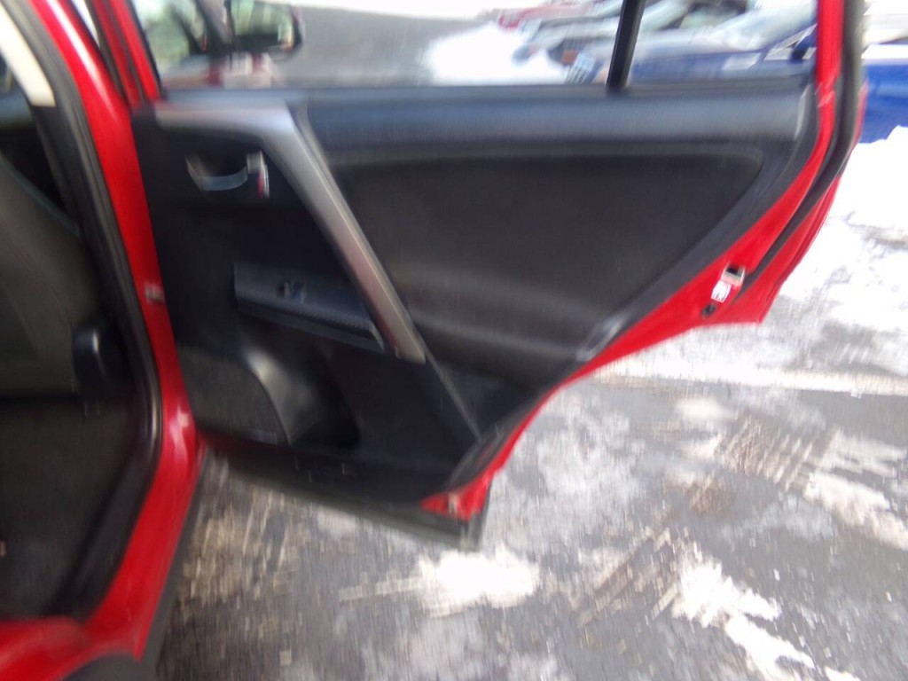 2015 Toyota Rav4 Image 26