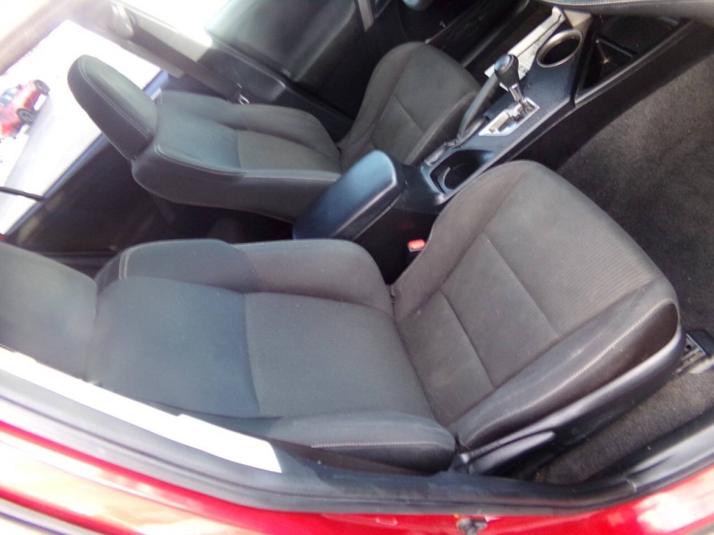 2015 Toyota Rav4 Image 28