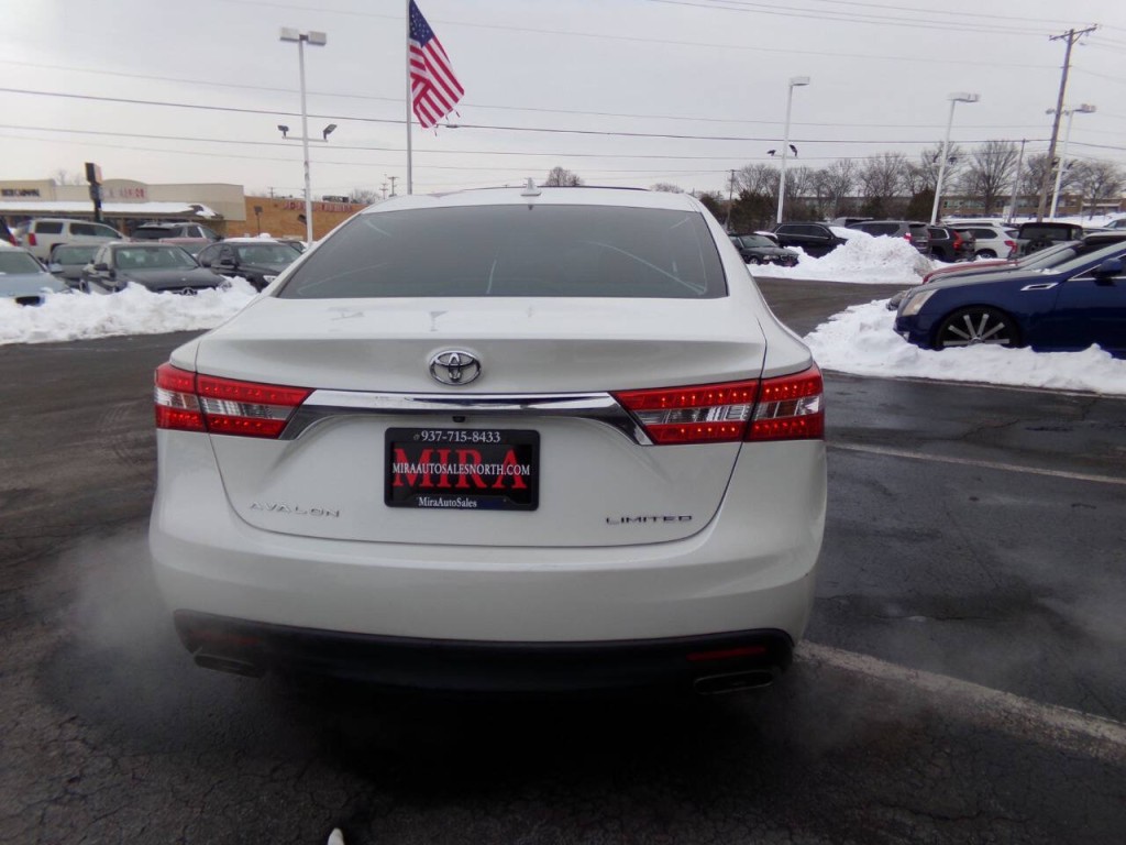 2014 Toyota Avalon Image 4