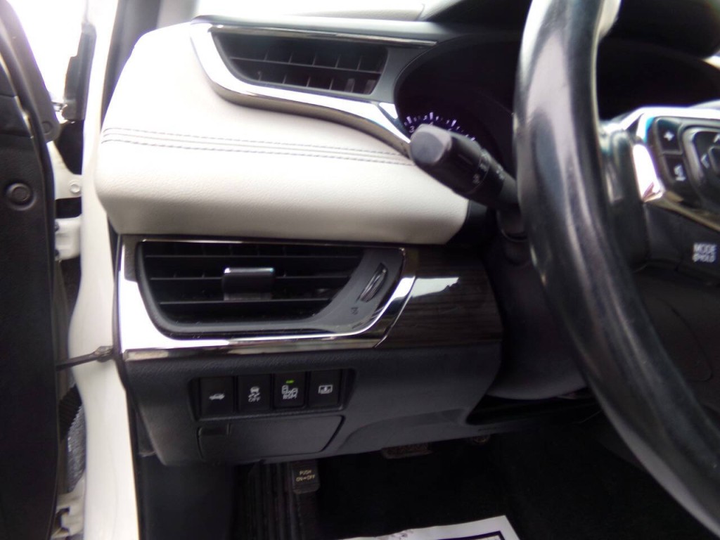 2014 Toyota Avalon Image 9