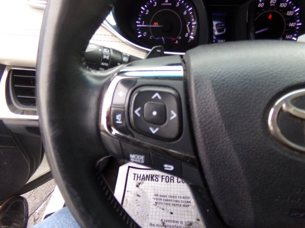 2014 Toyota Avalon Image 19