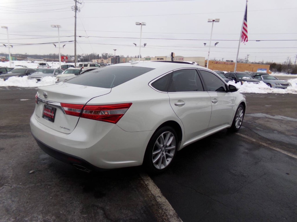 2014 Toyota Avalon Image 44