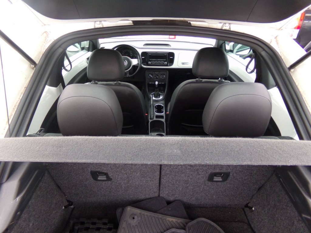 2012 Volkswagen Beetle Image 47
